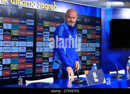 Zagreb, Kroatien. Oktober 2024. Cheftrainer Steve Clark spricht während einer Pressekonferenz der schottischen Nationalmannschaft am 11. Oktober 2024 in Zagreb. Foto: Marko Prpic/PIXSELL Credit: Pixsell/Alamy Live News Stockfoto