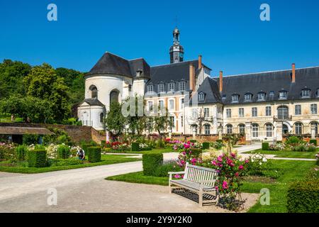 Frankreich, Somme, Argoules, Les jardins de Valloires, die Jardins de Valloires befinden sich im Authie-Tal am Fuße einer majestätischen Zisterzienserabtei und sind das Werk des Landschaftsgärtners Gilles Clément. Die Jardins de Valloires, die als bemerkenswerter Garten gelistet sind, sind eine Schatzgrube mit über 5.000 Arten, die auf 8 Hektar verteilt sind. Es gibt nicht nur einen, sondern fünf stimmungsvolle Gärten, die Sie besuchen können, wenn sich die Jahreszeiten ändern (aus der Vogelperspektive) Stockfoto