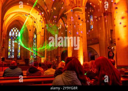 Essen Light Festival, in der Innenstadt, Licht Kunst Licht und Segen, im Essener Dom, von der Künstlergruppe SilentMOD, Münster, NRW, Deutschland, Stockfoto