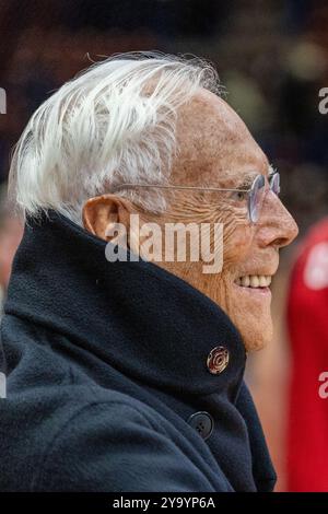 Giorgio Armani - EA7 Emporio Armani Milano vs Paris Basketball - EuroLeague Korb 2024-2025 - Mailand 11 oktober 2024 Credit: Kines Milano/Alamy Live News Stockfoto