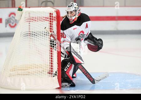 Columbus, Ohio, USA. Oktober 2024. Ohio State Torhüterin Amanda Thiele (30) während des Spiels gegen Minnesota in Columbus, Ohio. Brent Clark/Cal Sport Media/Alamy Live News Stockfoto