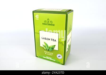 Knightsbridge Green Tea Bags – Wales, Großbritannien – 09. Oktober 2024 Stockfoto