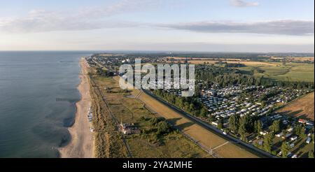 Dahme, Deutschland, 31. Juli 2021: Drone View of Dahme Beach in Schleswig-Holstein, Europa Stockfoto