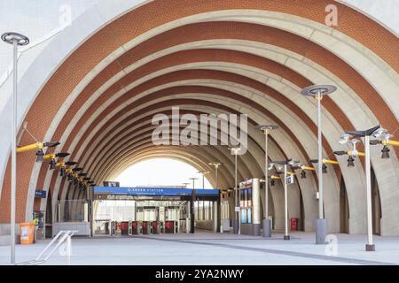 MELBOURNE, AUSTRALIEN, 18. AUGUST: Die Arden Station, die im Rahmen des Metro Tunnel-Projekts gebaut wurde, ist abgeschlossen und befindet sich in der Testphase vor der Eröffnung. Befindet sich in Stockfoto