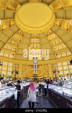 Psar thmei zentrales Marktinnere im alten Art déco-Stil in phnom penh kambodscha Stockfoto