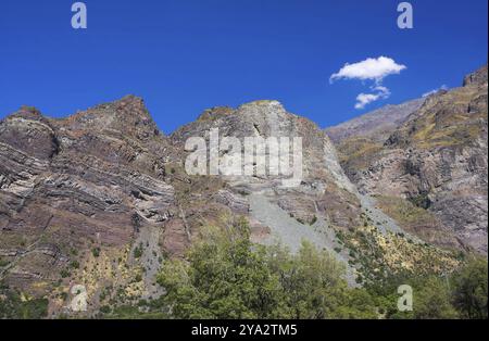 Cajon del Maipo ist ein Canyon im Südosten der Anden der Metropolregion Santiago in Chile. Er umfasst den oberen Maipo Rive Stockfoto