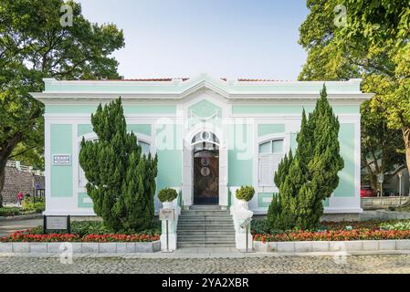 Portugiesisches Herrenhaus mit Kolonialarchitektur in taipa macau china Stockfoto