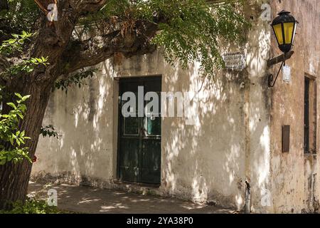 Colonia del Sacramento liegt am Rio de la Plata in Uruguay, ist die älteste Stadt Uruguays und ihr historisches Zentrum wurde von der UNESCO erklärt Stockfoto