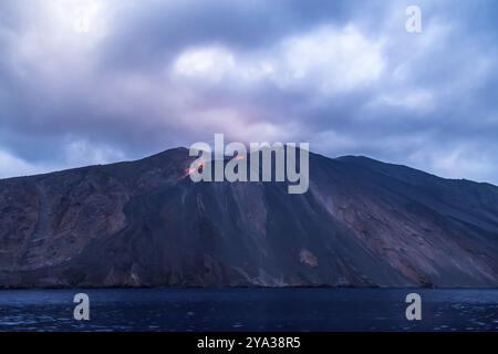 Vulkan Stromboli Archipel Eolie Sizilien Italien Stockfoto