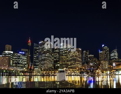 Darling Harbour moderne Skyline im Zentrum von sydney, australien bei Nacht Stockfoto