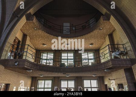 Anderlecht, Region Brüssel-Hauptstadt, Belgien, 09 15 2019 Innenarchitektur der Kapelle Saint-Raphael, Europa Stockfoto