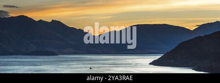 Queenstown in Neuseeland. Die Stadt des Abenteuers und der Natur. Webbanner Stockfoto