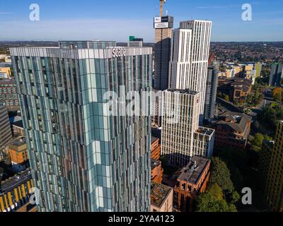 Luftbild des Scape-Turms Leeds, Großbritannien. Stockfoto