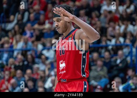 Zach LeDay #16 der EA7 Emporio Armani Milan - EA7 Emporio Armani Milano vs Paris Basketball - EuroLeague Basketball 2024-2025 - Mailand 11 oktober 2024 Credit: Kines Milano/Alamy Live News Stockfoto