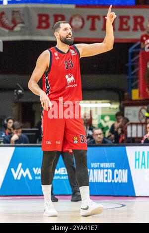Nikola Mirotic #33 von EA7 Emporio Armani Milan - EA7 Emporio Armani Milano vs Paris Basketball - EuroLeague Korb 2024-2025 - Mailand 11 oktober 2024 Credit: Kines Milano/Alamy Live News Stockfoto