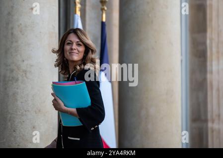 FRANKREICH-POLITIK-REGIERUNG-ELYSEE Maud Bregeon, Minister des Ministerpräsidenten und Regierungssprecher im Elysee-Palast für den Ministerrat. In Paris, 10. Oktober 2024. PARIS ILE-DE-FRANCE FRANKREICH URHEBERRECHT: XANDREAXSAVORANIXNERIX FRANCE-POLITICS-GOVERNMENT-ELYSE ASAVORANINERI-6 Stockfoto