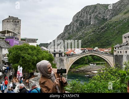 Historische Mostar Bridge, auch bekannt als Stari Most oder Old Bridge in Mostar, Bosnien und Herzegowina. Hochwertige Fotos Stockfoto