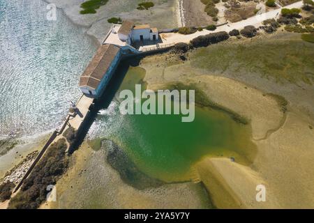 Gezeitenmühle in Olhao, Algarve, Portugal Stockfoto