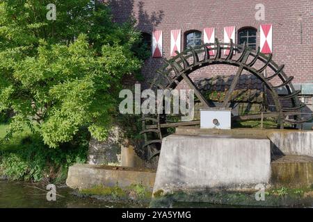 Berühmte Brüggen Wassermühle an der Schwalm in Brüggen, Niederrhein, Deutschland Stockfoto