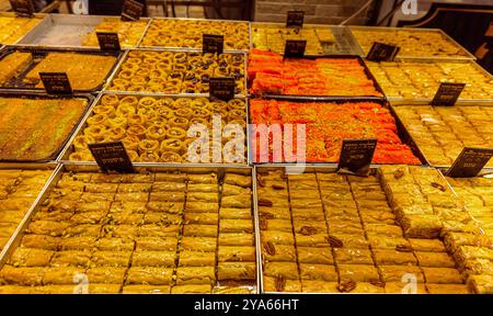 Gebäckstand, Mahane Yehuda Markt, Jerusalem, Israel, Naher Osten Stockfoto