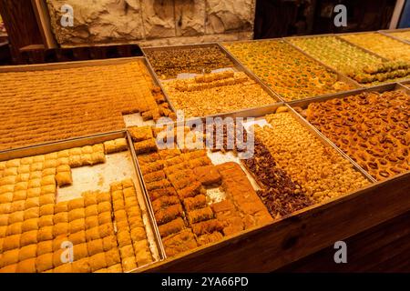 Gebäckstand, Mahane Yehuda Markt, Jerusalem, Israel, Naher Osten Stockfoto