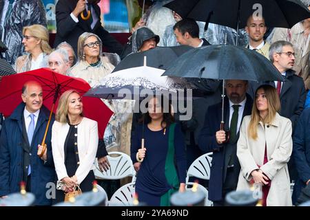 Madrid, Madrid, Spanien. Oktober 2024. Santiago Abascal, Lidia Bedman, Pepa Millan nimmt am 12. Oktober 2024 an der Militärparade am spanischen Nationalfeiertag auf dem Lealtad-Platz in Madrid, Spanien Teil (Foto: © Jack Abuin/ZUMA Press Wire) NUR ZUR REDAKTIONELLEN VERWENDUNG! Nicht für kommerzielle ZWECKE! Stockfoto