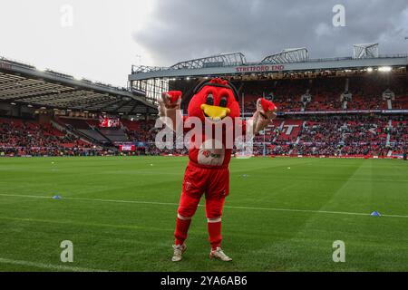 Manchester, Großbritannien. Oktober 2024. Rufus the Robin während des Grand Final-Spiels der Betfred Super League Wigan Warriors gegen Hull KR in Old Trafford, Manchester, Vereinigtes Königreich, 12. Oktober 2024 (Foto: Mark Cosgrove/News Images) in Manchester, Vereinigtes Königreich am 10. Dezember 2024. (Foto: Mark Cosgrove/News Images/SIPA USA) Credit: SIPA USA/Alamy Live News Stockfoto