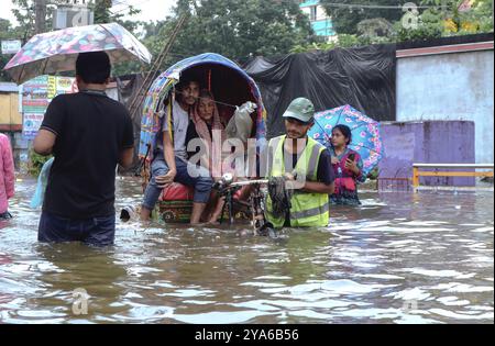 22. August 2024, Feni, Chittagong, Bangladesch: Feni Sadar Upazila wird von starken Regenfällen und flussaufwärts überschwemmt. Stockfoto