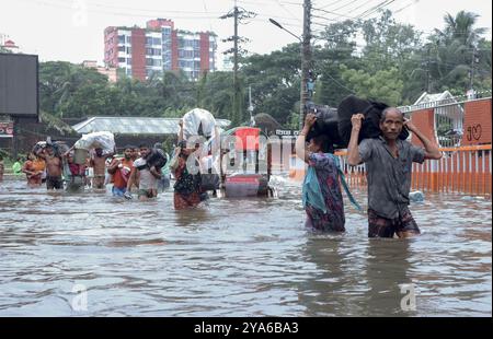 22. August 2024, Feni, Chittagong, Bangladesch: Feni Sadar Upazila wird von starken Regenfällen und flussaufwärts überschwemmt. Stockfoto