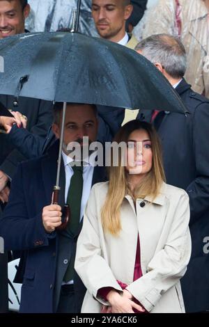 Madrid, Spanien. Oktober 2024. Santiago Abascal, Lidia Bedman, Pepa Millan nimmt am 12. Oktober 2024 an der Militärparade am spanischen Nationalfeiertag auf dem Lealtad-Platz Teil. Quelle: Album/Alamy Live News Stockfoto