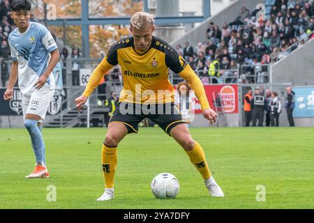 Chemnitz, Deutschland 12. Oktober 2024: Sachsenpokal - 2024/2025 - Chemnitzer FC vs. SG Dynamo Dresden im Bild: Tom Berger (Dresden) Stockfoto