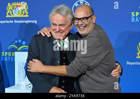 v.li:Sepp MAIER Hannes RINGLSTETTER, Bayerischer Sportpreis 2024 in der BMW Welt, Roter Teppich, Roter Teppich am 12.10.2024. *** Von links Sepp MAIER Hannes RINGLSTETTER, Bayerischer Sportpreis 2024 in der BMW Welt, Roter Teppich am 12 10 2024 Stockfoto