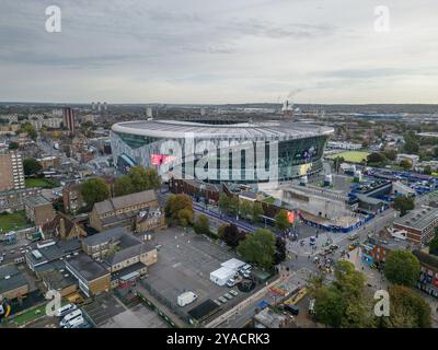 London, Großbritannien. Oktober 2024. Eine allgemeine Ansicht des Tottenham Hotspur Stadions, Austragungsort des heutigen 6. Spiels Chicago Bears gegen Jacksonville Jaguars im Tottenham Hotspur Stadium, London, Vereinigtes Königreich, 13. Oktober 2024 (Foto: Craig Thomas/News Images) in London, Vereinigtes Königreich am 13. Oktober 2024. (Foto: Craig Thomas/News Images/SIPA USA) Credit: SIPA USA/Alamy Live News Stockfoto