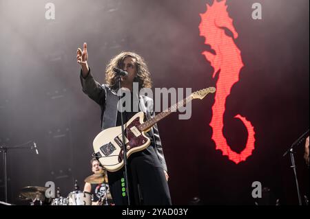 20 mil Personas acuden al concierto de Arde Bogotá, Viva Suecia y Nunatak en Zaragoza. Fiestas del Pilar. 11 Oktubre 2024. Espacio Zity. Stockfoto