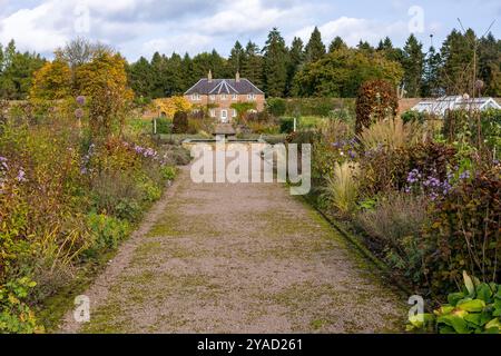 Der von Gordon Castle ummauerte Garten ist eines der bestgehüteten Geheimnisse Schottlands in Fochabers, Moray, Schottland, Großbritannien Stockfoto