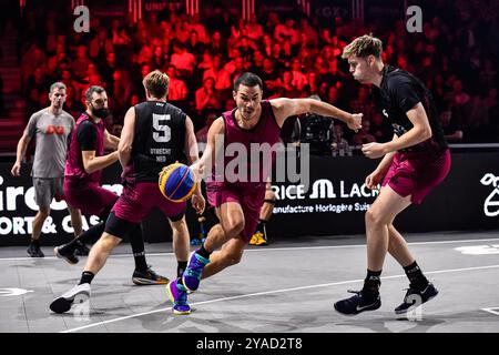 , - 13. OKTOBER: Mihailo Vasic - Liman, Adriaan Van Tilborg - Utrecht beim Spiel der FIBA 3x3 World Tour Amsterdam 2024 zwischen Liman und Utrecht am 13. Oktober 2024 in Amsterdam, Niederlande. (Foto: Edwin J.H. de Vries/Orange Pictures) Credit: Orange Pics BV/Alamy Live News Stockfoto