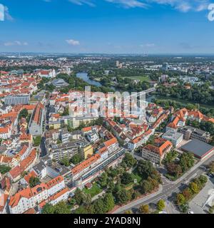 Ausblick auf die Industrie- und Hochschulstadt Ingolstadt in Oberbayern die bayerische Großstadt Ingolstadt an der Donau im Luftbild Ingolstadt Kunett Stockfoto