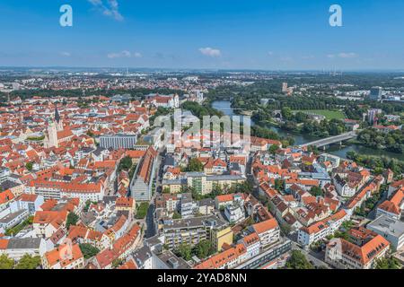 Ausblick auf die Industrie- und Hochschulstadt Ingolstadt in Oberbayern die bayerische Großstadt Ingolstadt an der Donau im Luftbild Ingolstadt Kunett Stockfoto