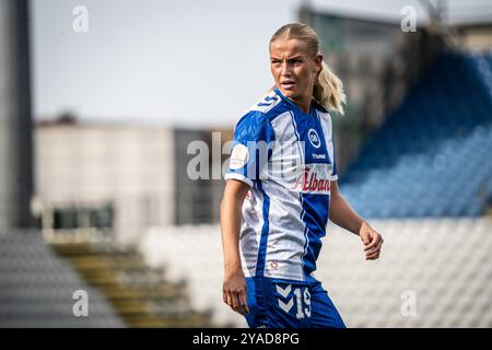 Odense, Dänemark. Oktober 2024. Anna Krog (19) von ob Q wurde während des Gjensidige Kvindeliga-Spiels zwischen ob Q und HB Koge im Naturenergiepark Odense gesehen. Stockfoto