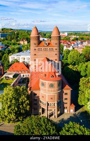 Pauluskirche oder St. Paul Kirche Luftpanorama in Ulm, Deutschland Stockfoto