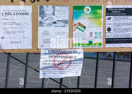 Nizza, Frankreich, Anti-Covid-19-Impfung Französische Demonstrationszeichen Stockfoto