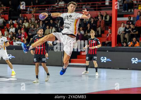 (C) Denis TRASFI / MAXPPP - à Ivry sur seine au Stade Auguste-Delaune le 27-09-2024 - Handball Liqui Moly Starligue / Union Sportive d'Ivry Handball V Stockfoto