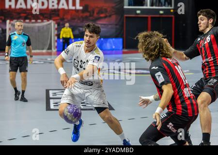 (C) Denis TRASFI / MAXPPP - à Ivry sur seine au Stade Auguste-Delaune le 27-09-2024 - Handball Liqui Moly Starligue / Union Sportive d'Ivry Handball V Stockfoto