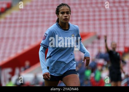 Liverpool, Großbritannien. Oktober 2024. Anfield, Liverpool, England, 13. Oktober 2024: Mary Fowler (8 Manchester City) während des Barclays Womens Super League-Spiels zwischen Liverpool und Manchester City in Anfield in Liverpool, England. (Sean Chandler/SPP) Credit: SPP Sport Press Photo. /Alamy Live News Stockfoto