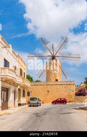 TA' Kola Windmühle in Xaghra, Gozo, Malta Stockfoto