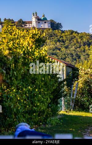 Kahlenberg Wien, Tourismus Wien, Leopoldsberg und Kahlenberg, Photospot Wien, Skyline Wien Donau Stockfoto