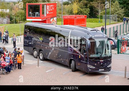 Liverpool, Großbritannien. Sonntag, 13. Oktober 2024, Barclays Women’s Super League: Liverpool FC Women vs Manchester City Women in Anfield. Liverpool Ankunft in Anfield. James Giblin/Alamy Live News. Stockfoto