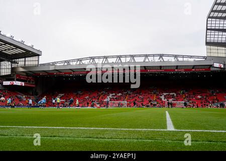 Liverpool, Großbritannien. Sonntag, 13. Oktober 2024, Barclays Women’s Super League: Liverpool FC Women vs Manchester City Women in Anfield. Der Kop, Anfield. James Giblin/Alamy Live News. Stockfoto