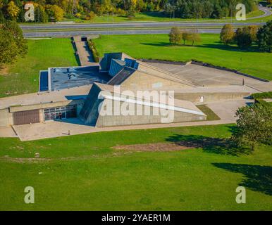 Neuntes Fort in Kaunas, Litauen. Kaunas IX Fort Museum. Ein Denkmal und Gedenkstätte für die Opfer des Nationalsozialismus während des Zweiten Weltkriegs. Foto der Drohne Stockfoto