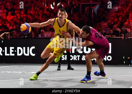 , - 13. OKTOBER: Strahinja Stojacic - Ub, Mihailo Vasic - Liman während des FIBA 3x3 World Tour Amsterdam 2024 Endrunde zwischen Ub und Liman am 13. Oktober 2024 in Amsterdam, Niederlande. (Foto: Edwin J.H. de Vries/Orange Pictures) Credit: Orange Pics BV/Alamy Live News Stockfoto